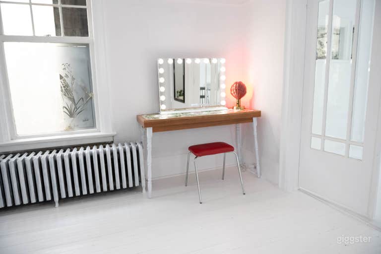  Vanity, lookin&#x27; good!  