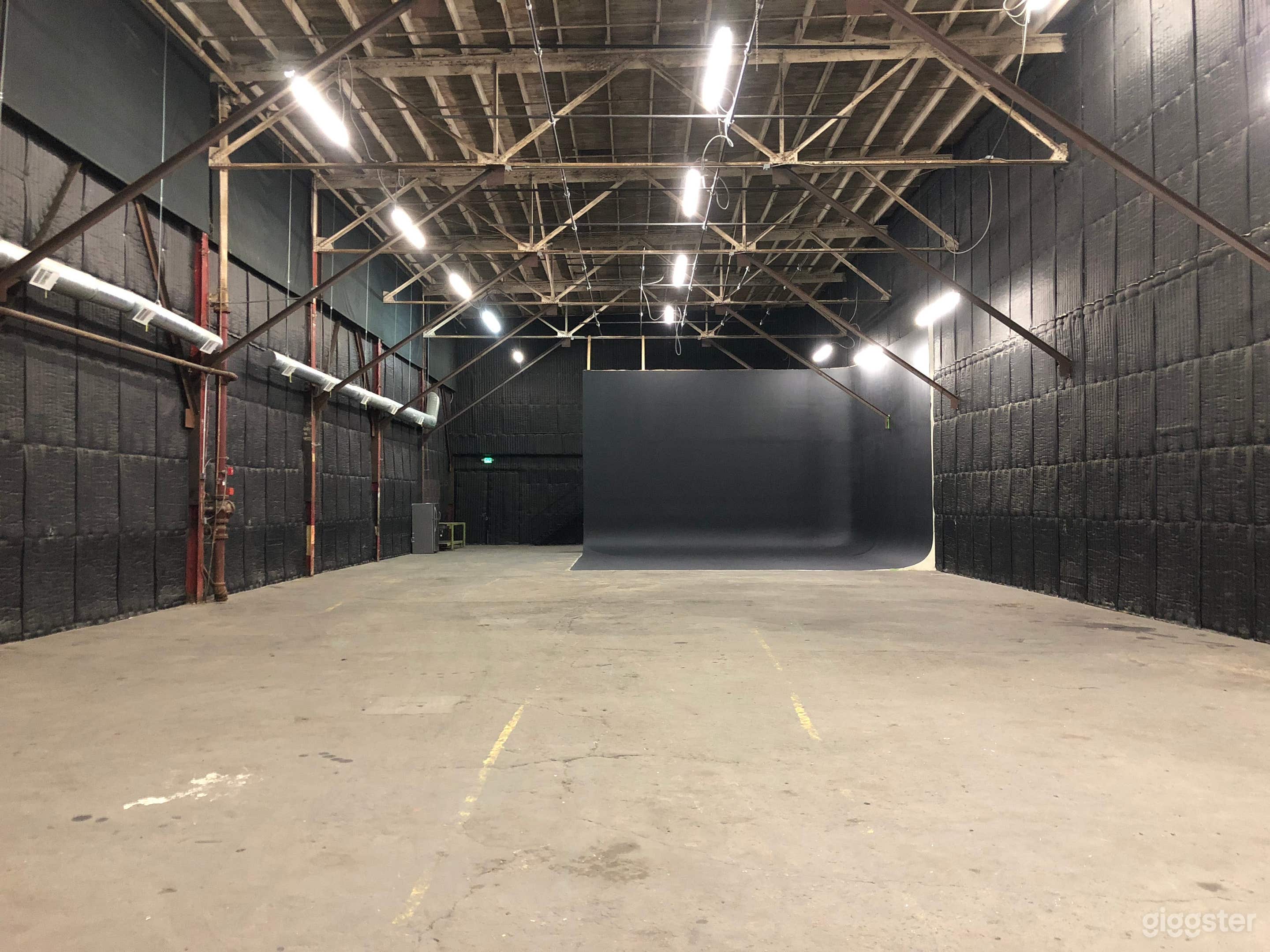 Industrial Sound Controlled Certified Stage + Cyc Photo 4