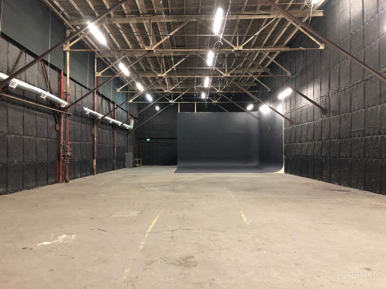  Industrial Sound Controlled Certified Stage + Cyc 