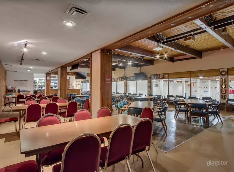  Charming Vintage Lounge 