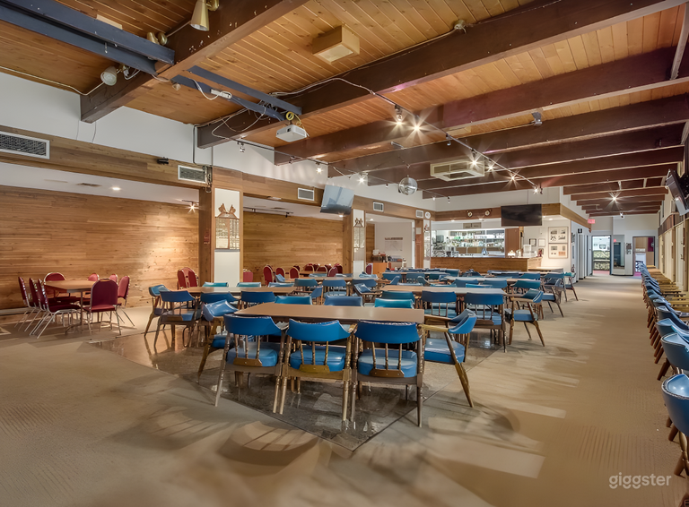  Charming Vintage Lounge 