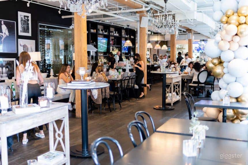 Modern American Restaurant in Toronto Photo 4
