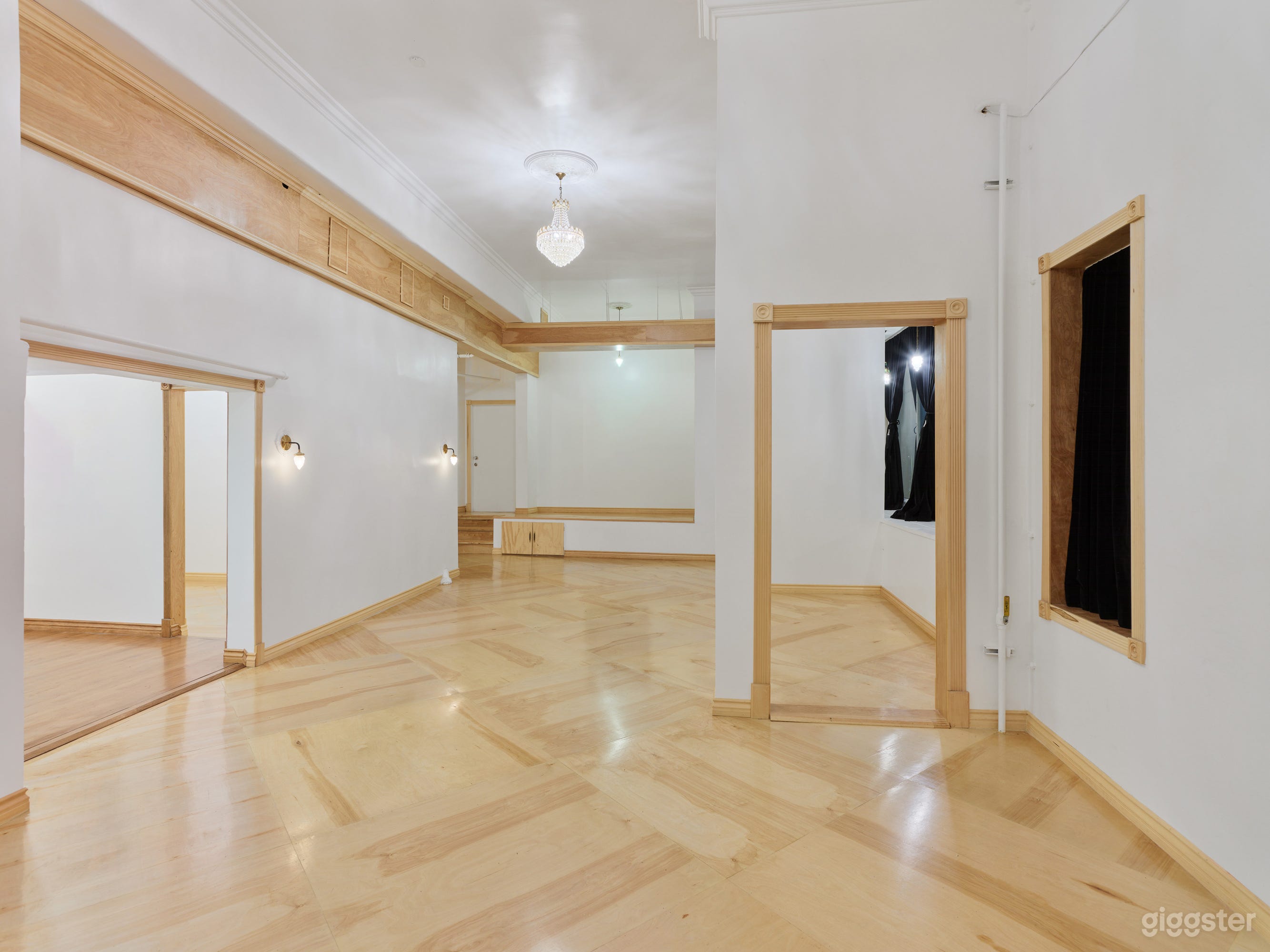 Ballroom on Sunset Blvd in the Heart of Echo Park Photo 1