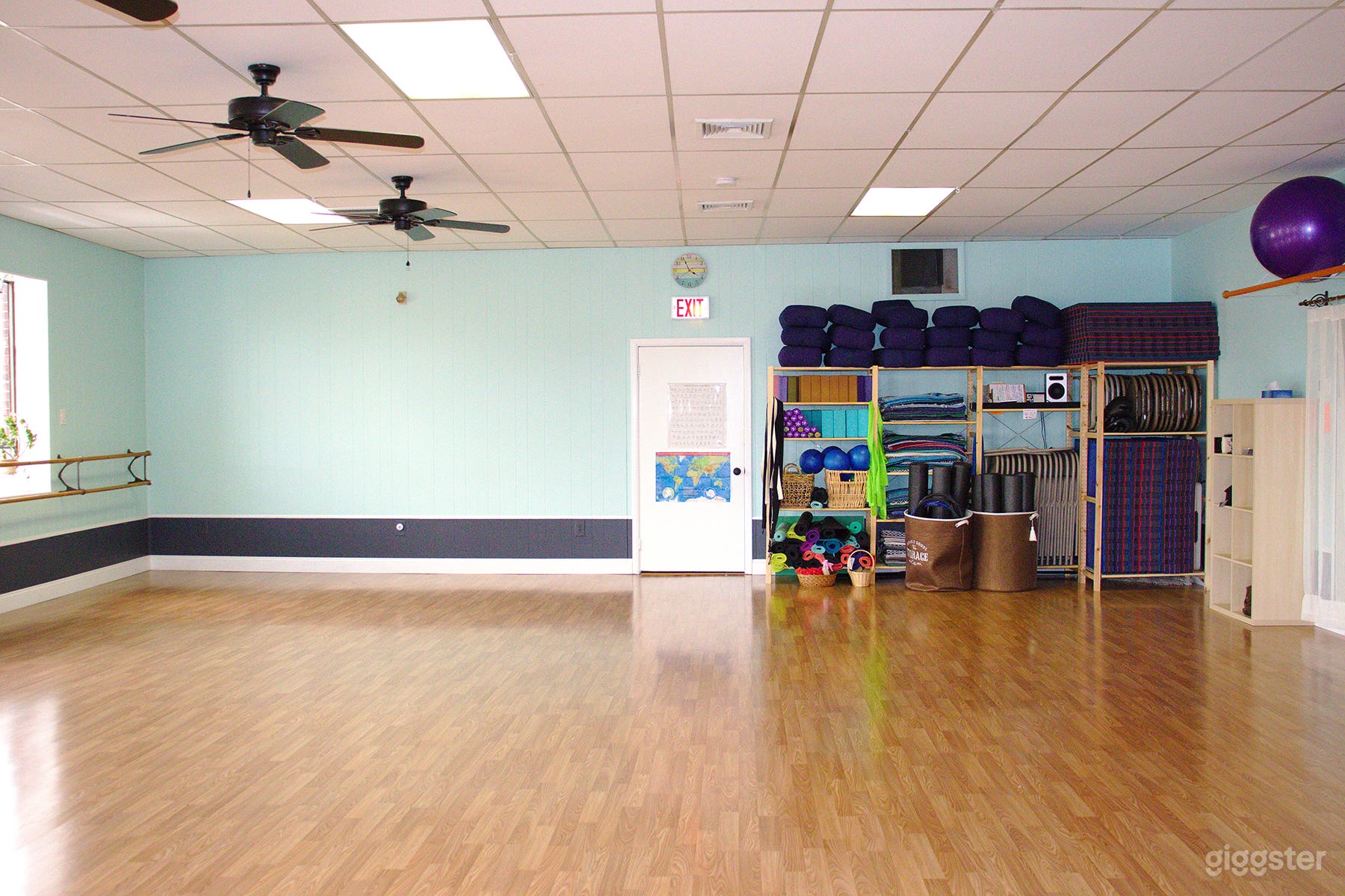 Spacious Sun Drenched Dance Studio  Photo 4
