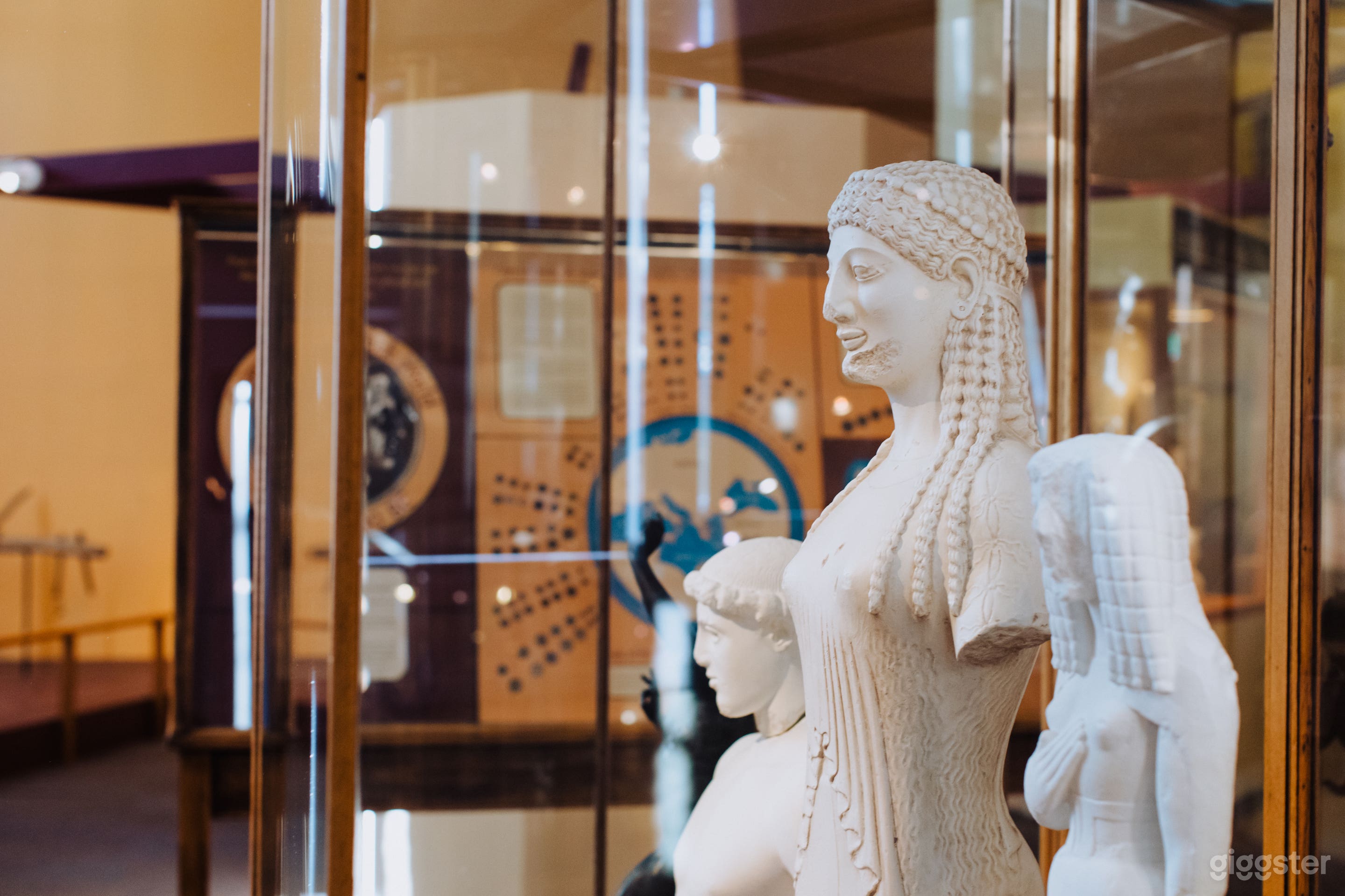 People of the World Gallery Museum Photo 2