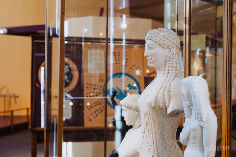  People of the World Gallery Museum 