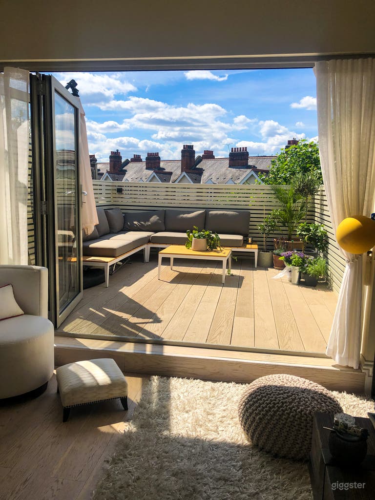  Terrace great for outdoor pictures  