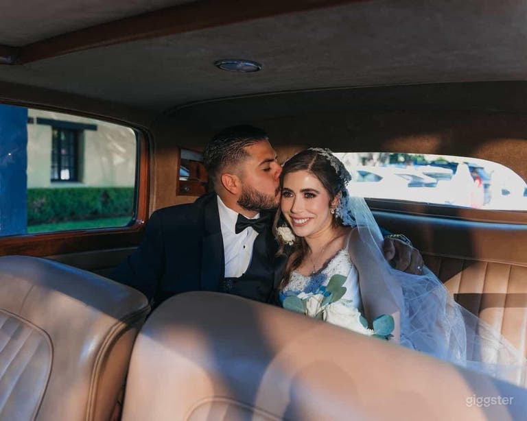  Vintage Luxury 1950 Bentley Rental 