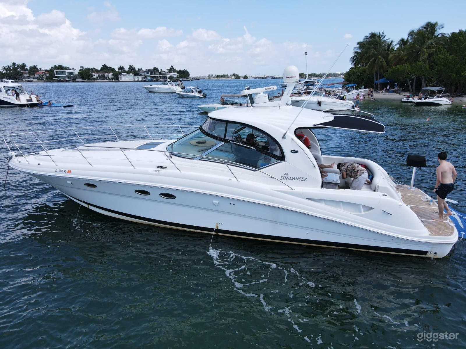 44' Searay Yacht Photo 1