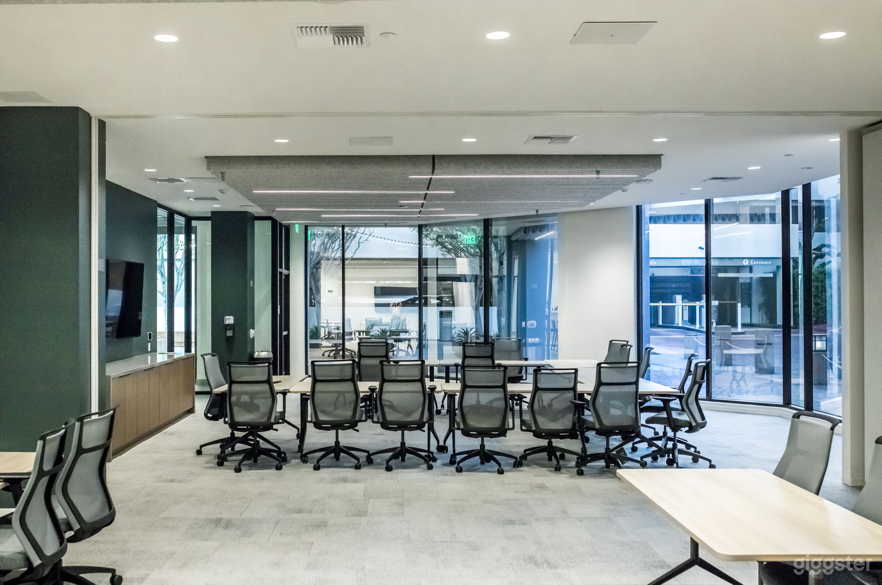 NOLA 155 Meeting Room Photo 1