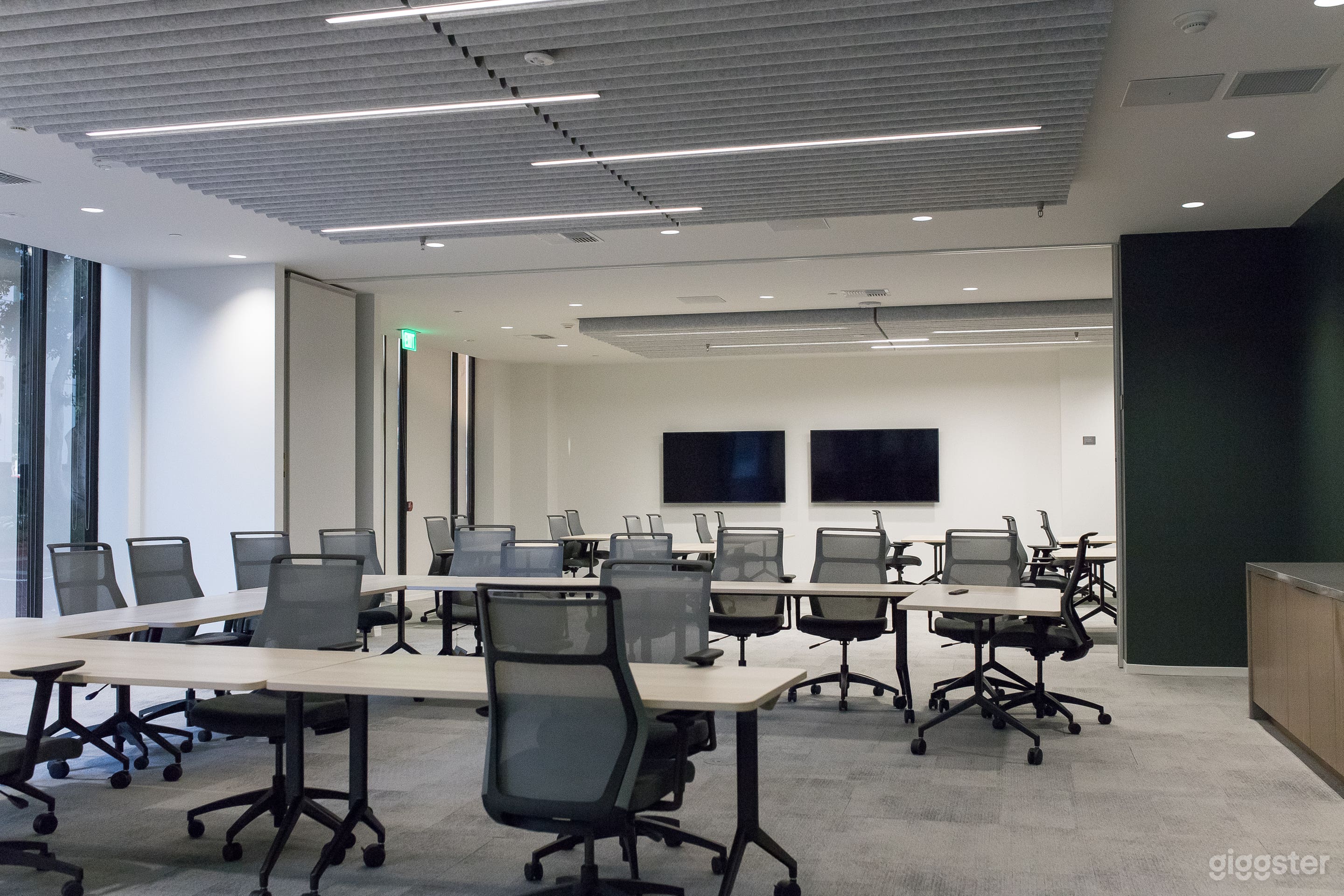 NOLA 155 Meeting Room Photo 4