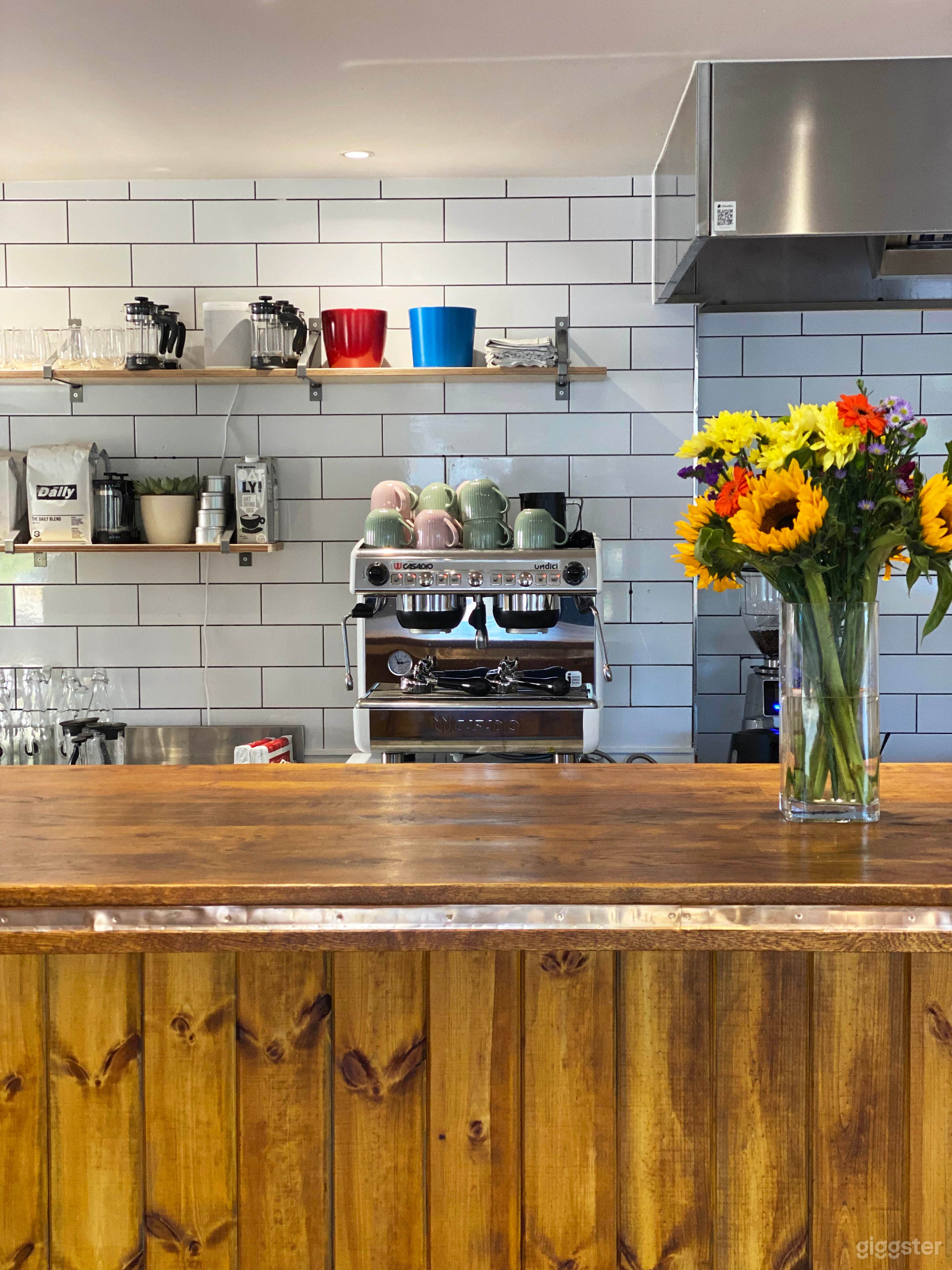 Whitstable HOT DESK / FIXED DESK Photo 4