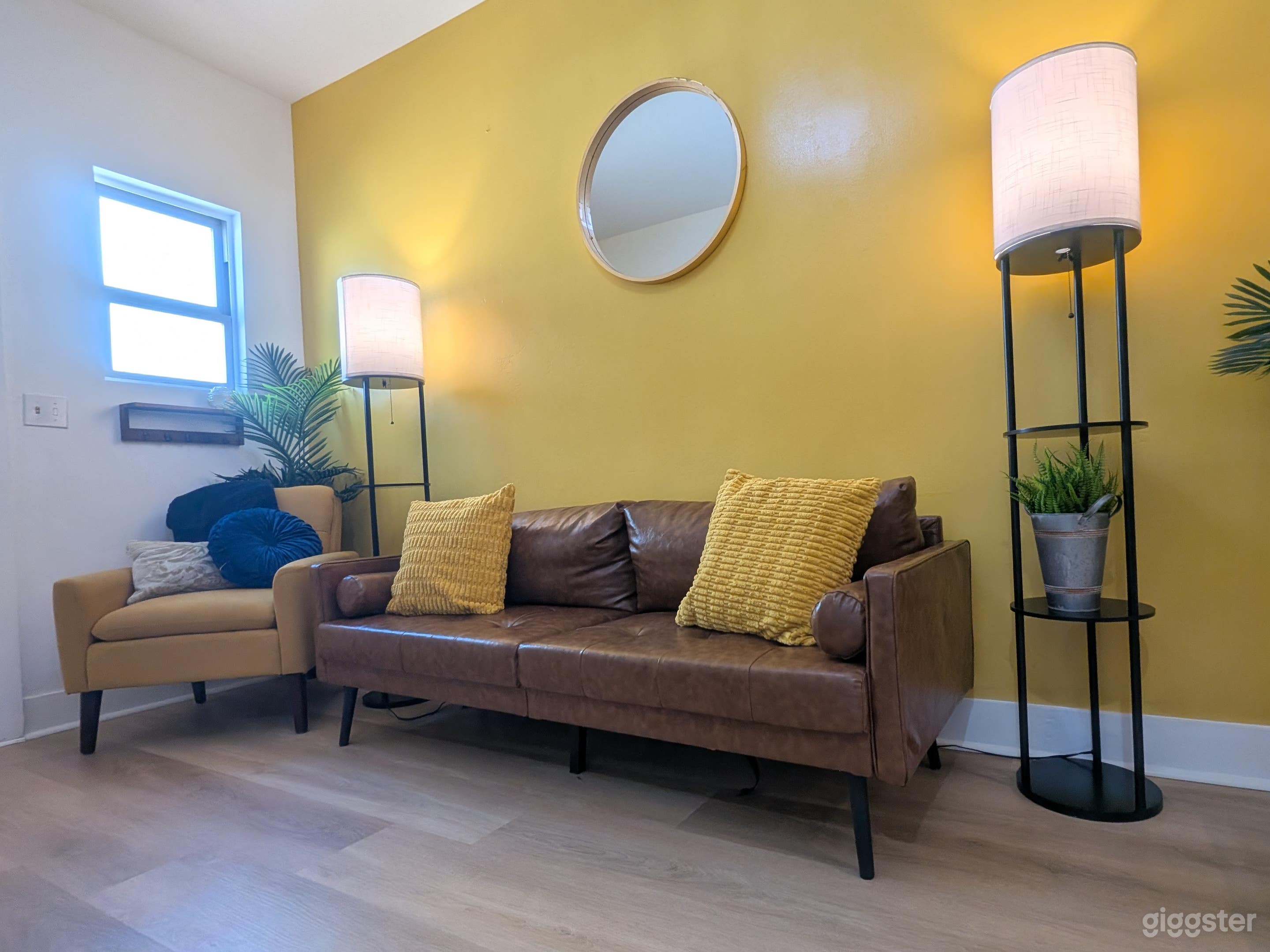 Charming Cottage Retreat Photo 3