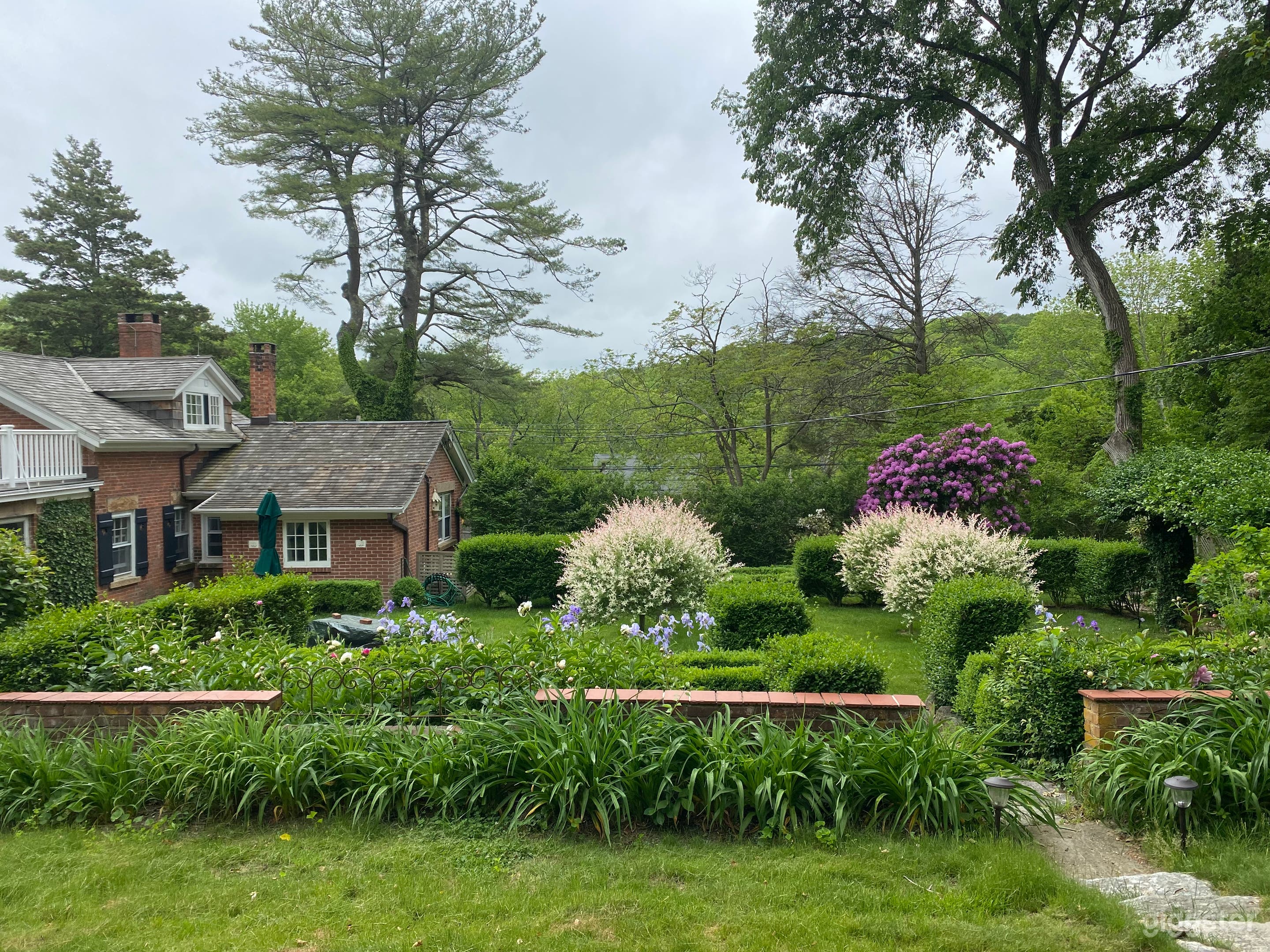 Enchanted English Gardens Photo 2