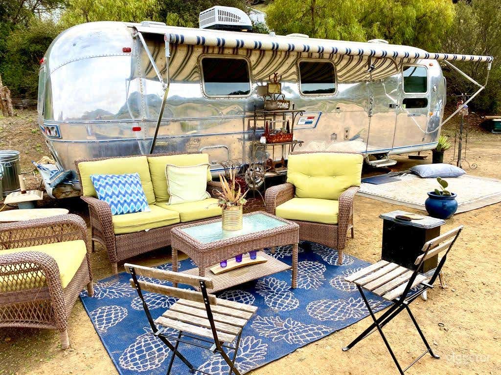 Classic airstream on a scenic private ranch  Photo 1