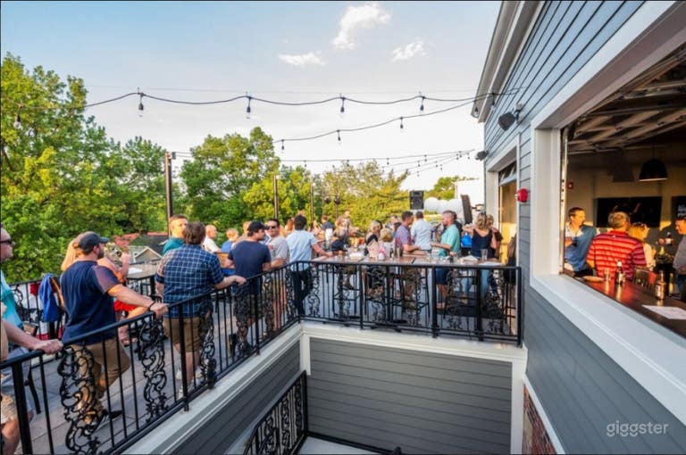  Exclusive 3rd Floor Rooftop Bar With Private Space 