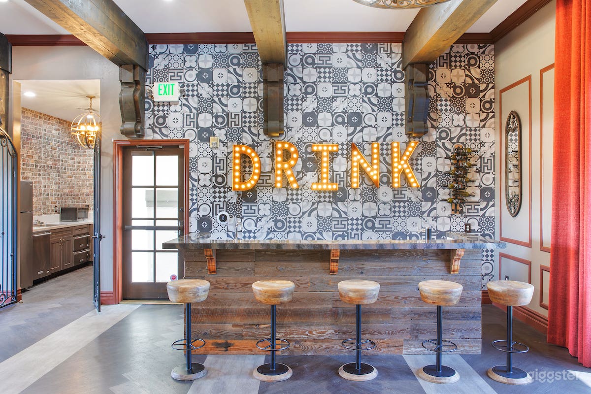  SpeakEasy Lounge in Santa Clara Photo 3