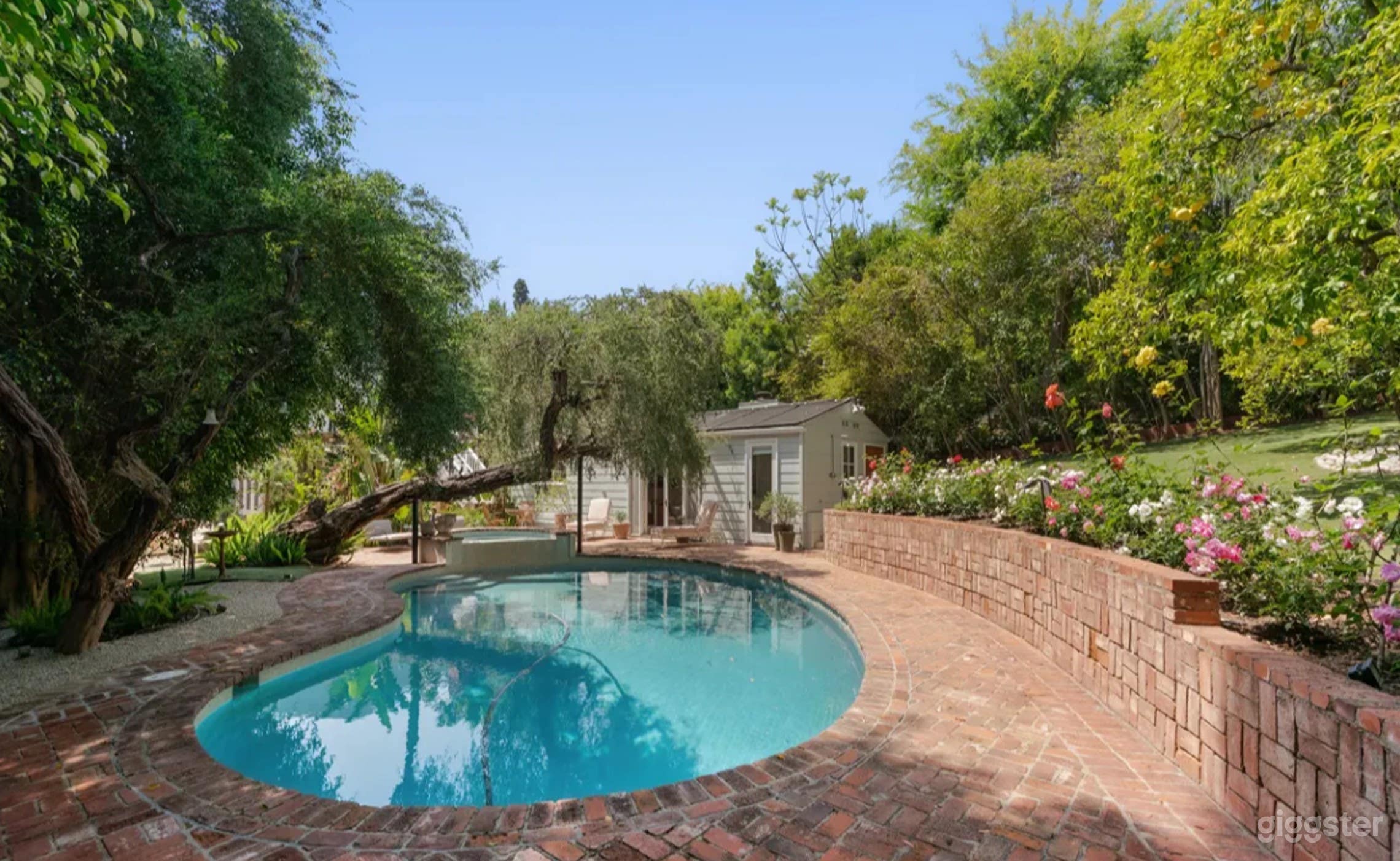 Lush, Vintage Poolside Oasis Photo 2