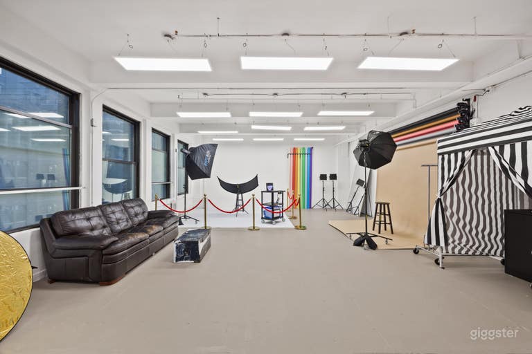  1555: Affordable Natural Light Studio w Cyc Wall 