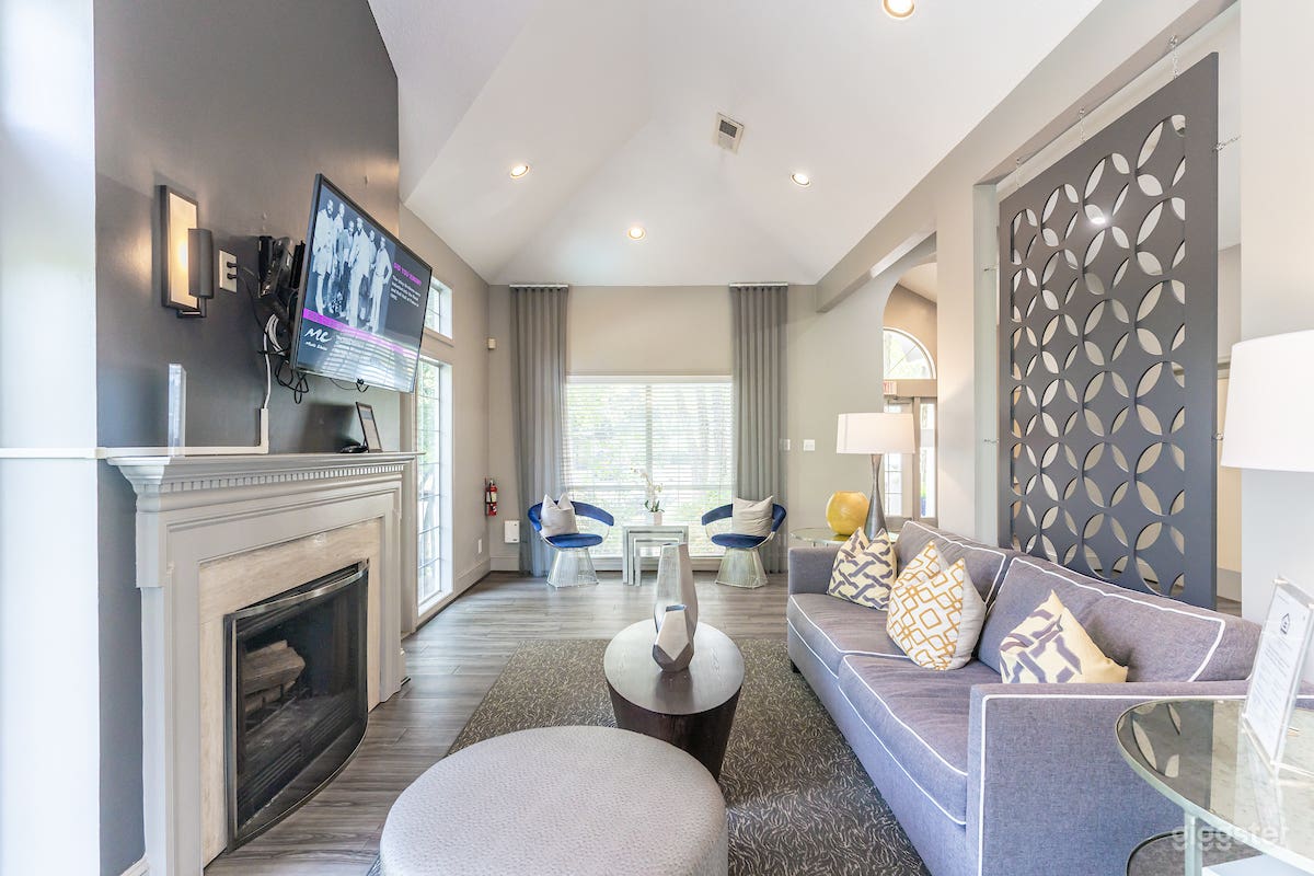 Comfy Clubhouse in Woodbridge Photo 4