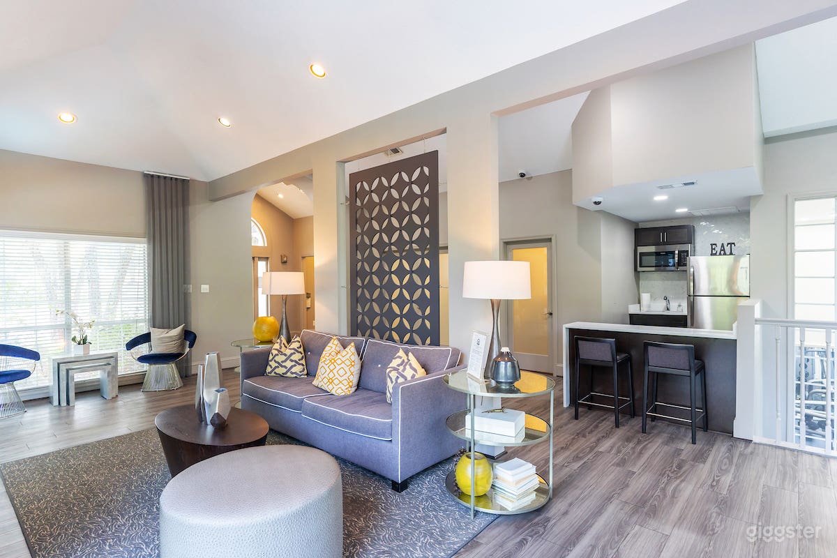 Comfy Clubhouse in Woodbridge Photo 3