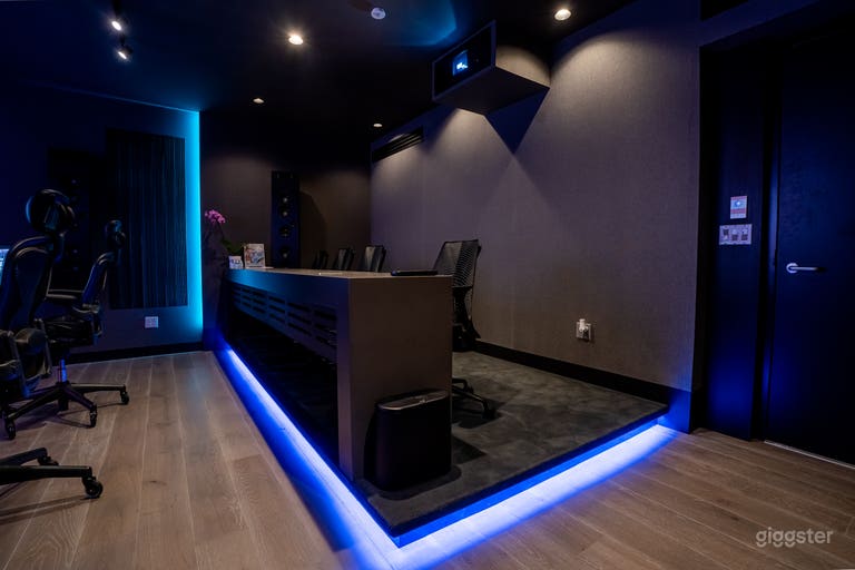  DOLBY ATMOS STUDIO STAGE 