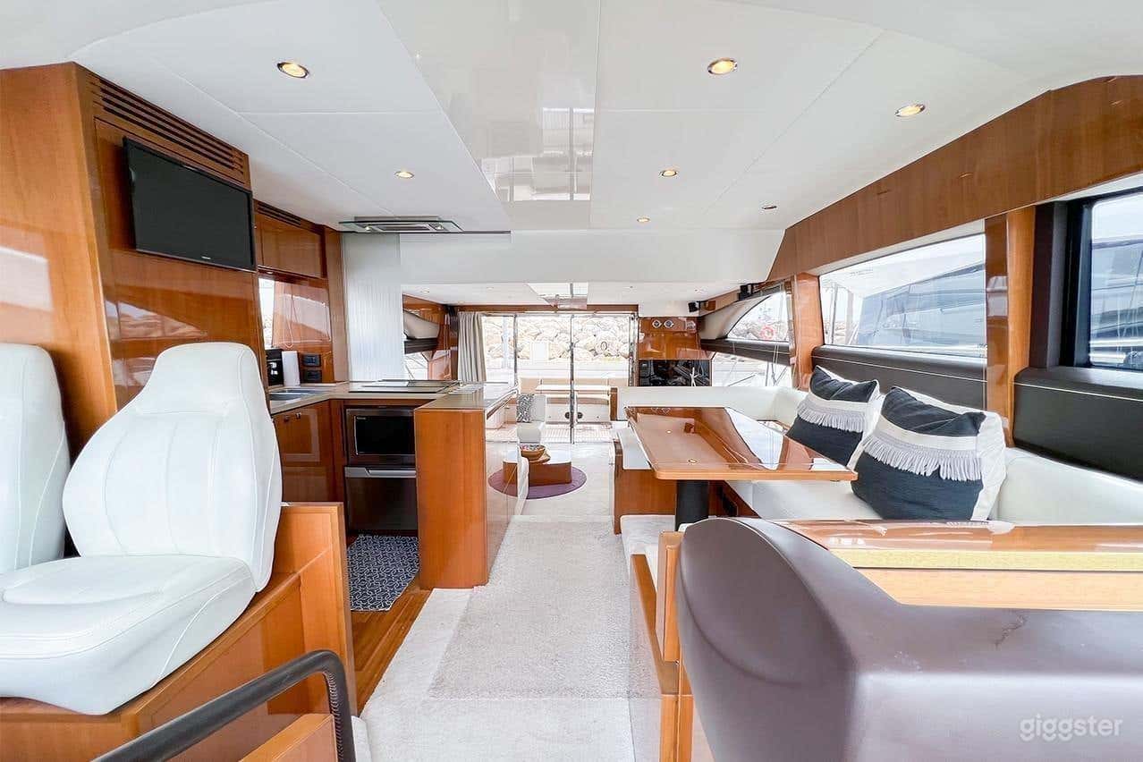 65' PRINCESS YACHT FLYBRIDGE Photo 3