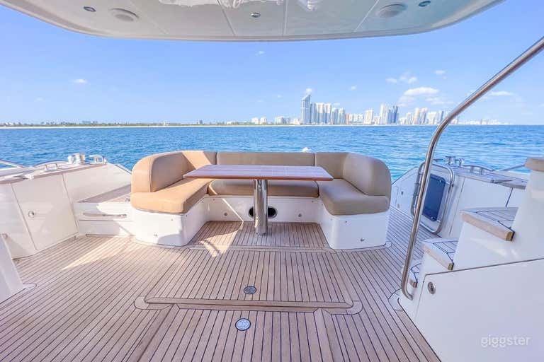  65' PRINCESS YACHT FLYBRIDGE 