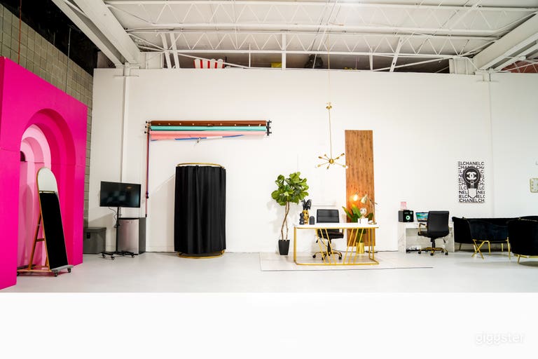  Stunning Photography and Production Studio in ATL 