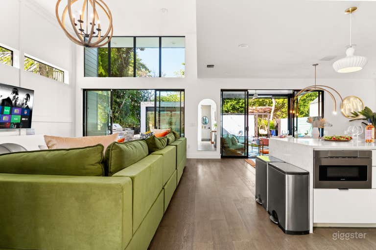  Modern South Congress Retreat with Pool, Spa & Speakeasy 