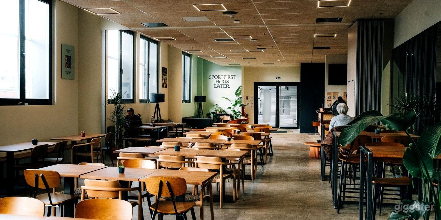 Photo de Lieu événementiel avec bar, restaurant, terrains de padel 2