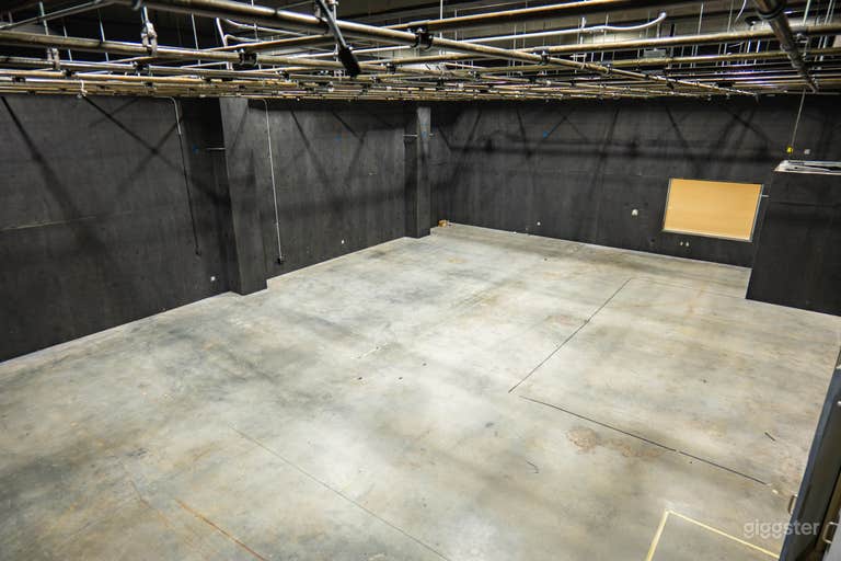  Sound Stage & Green Room 