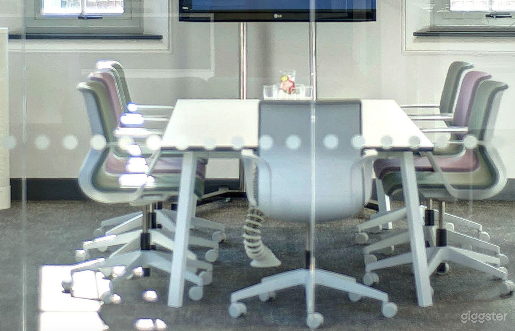 Ground Floor Meeting Room in Newcastle Photo 4