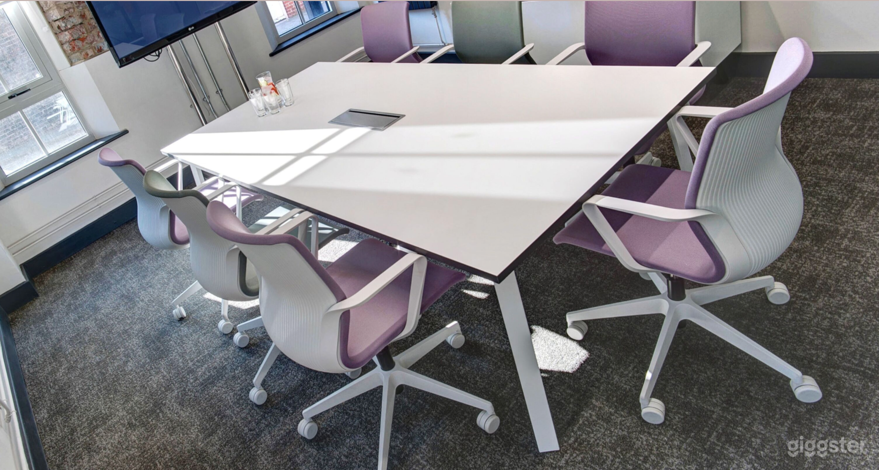 Ground Floor Meeting Room in Newcastle Photo 2