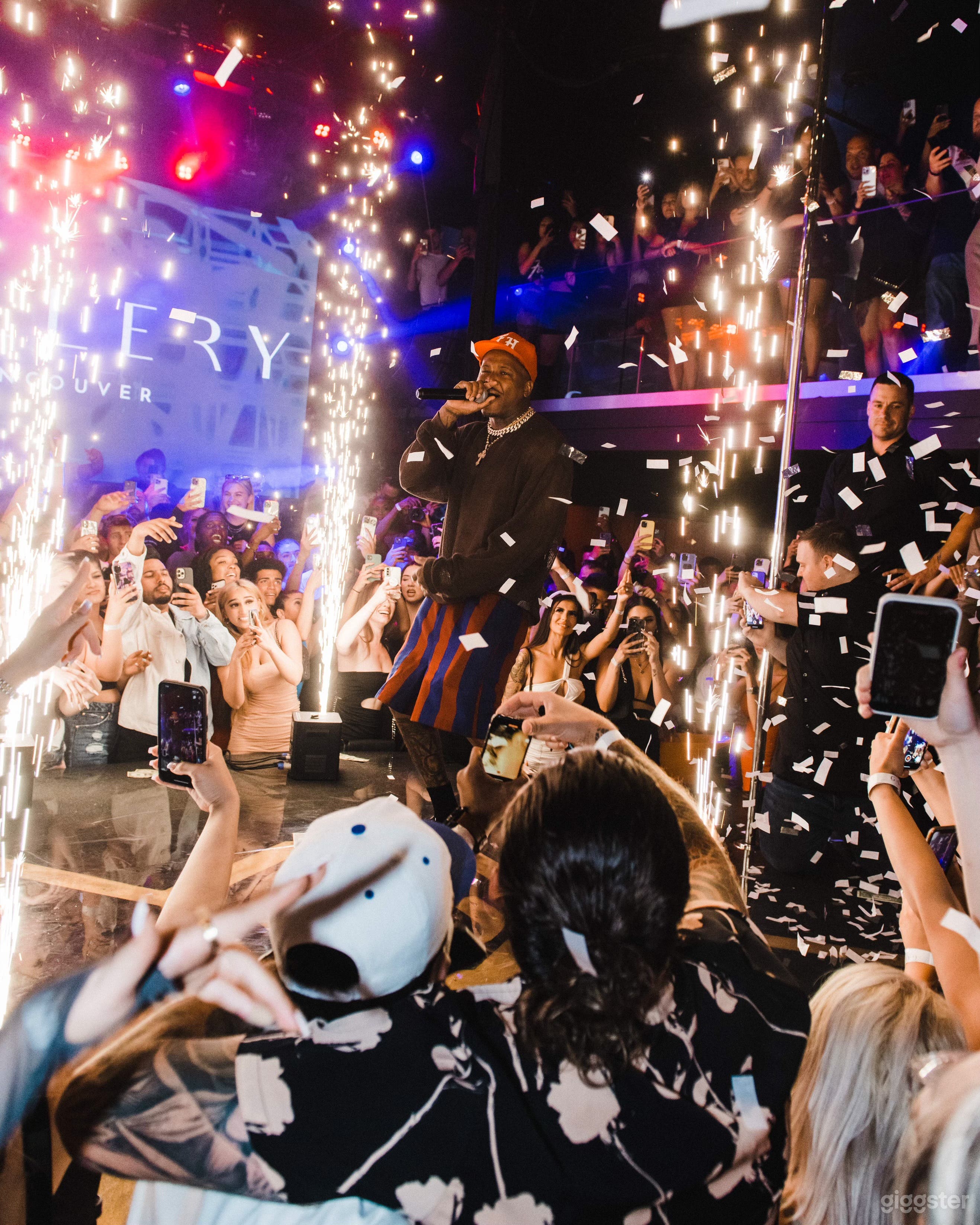 Ultimate Two-Level Luxury Venue for events Photo 4