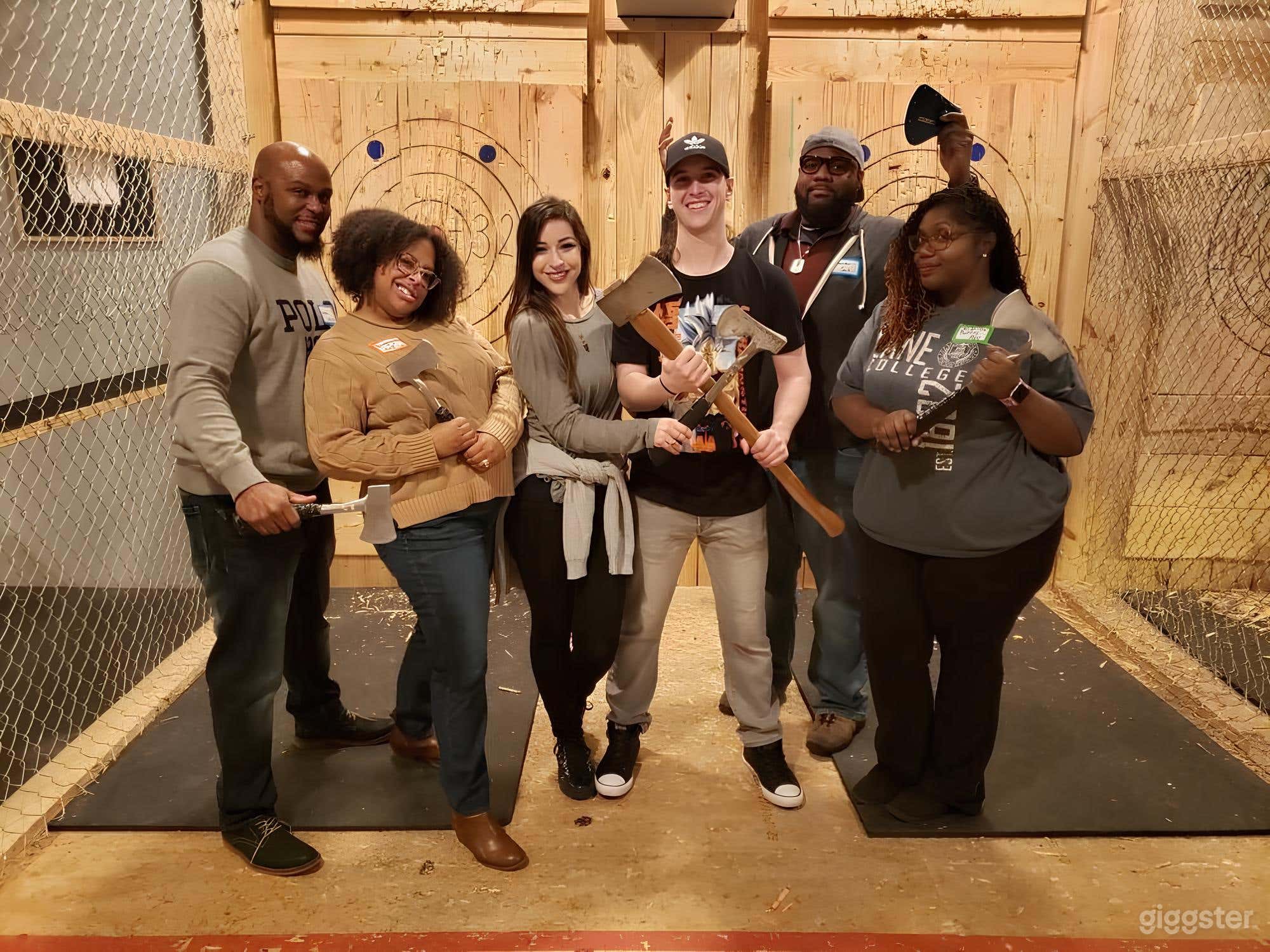 Bury The Hatchet Atlanta - Axe Throwing Photo 1