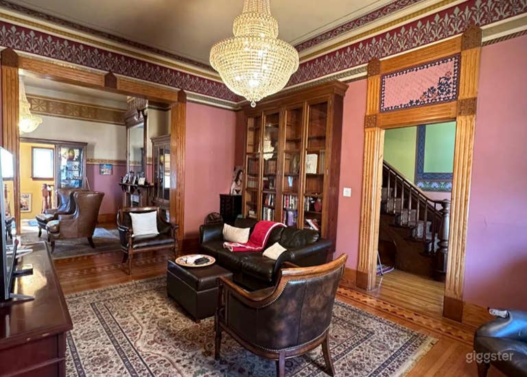  Downtown Victorian, Tri-Level Home 