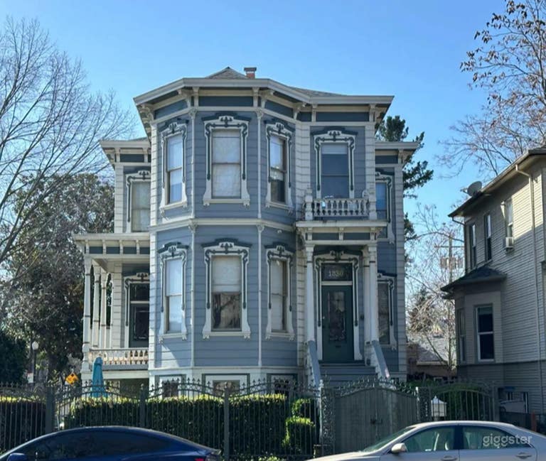  Downtown Victorian, Tri-Level Home 