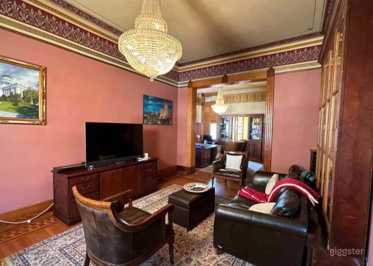  Downtown Victorian, Tri-Level Home 