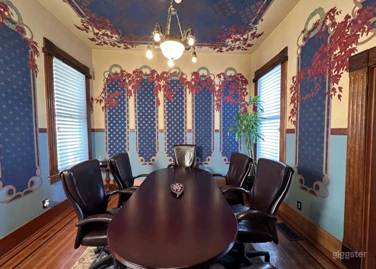  Downtown Victorian, Tri-Level Home 