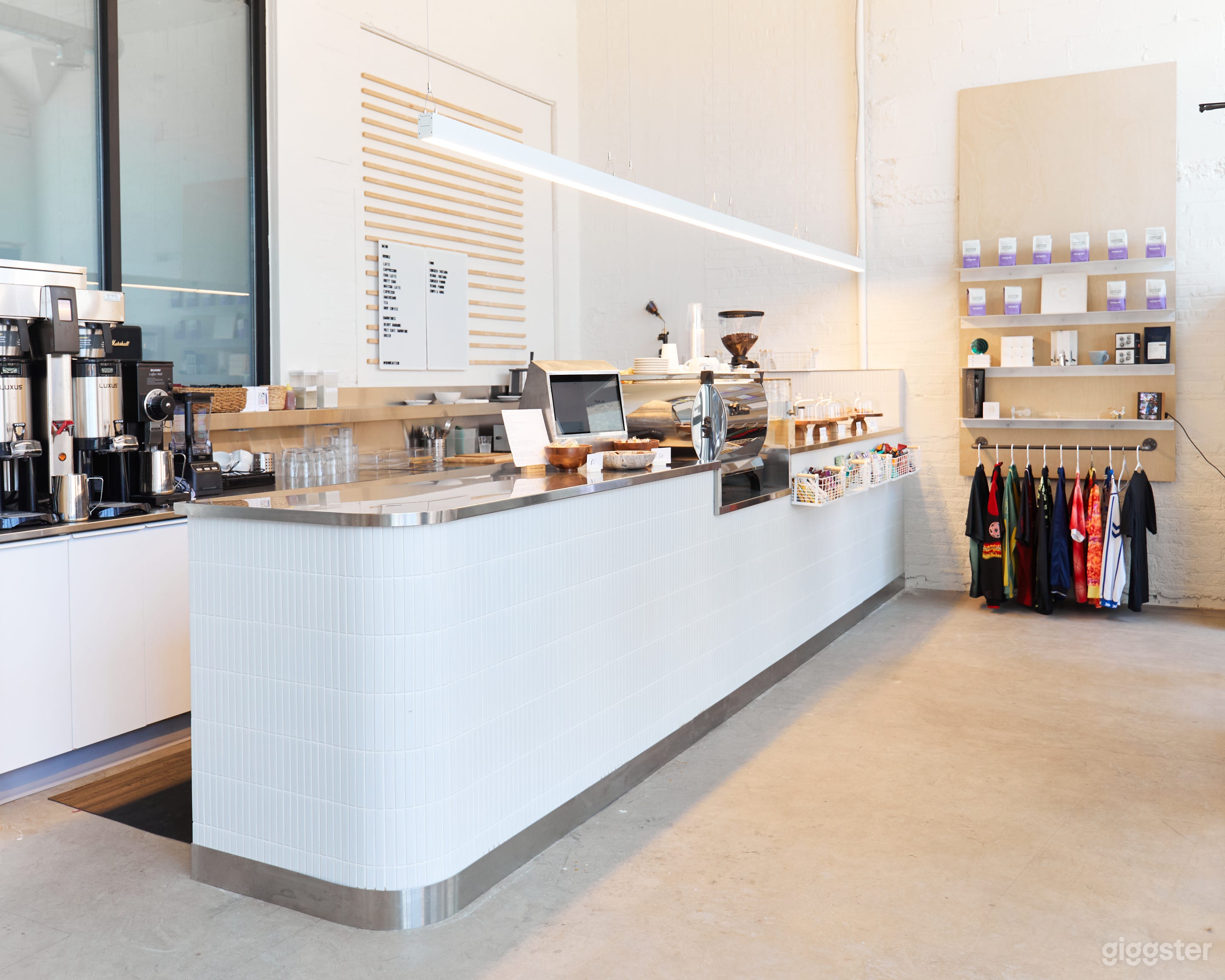 Sun-Drenched Designer Cafe Photo 4