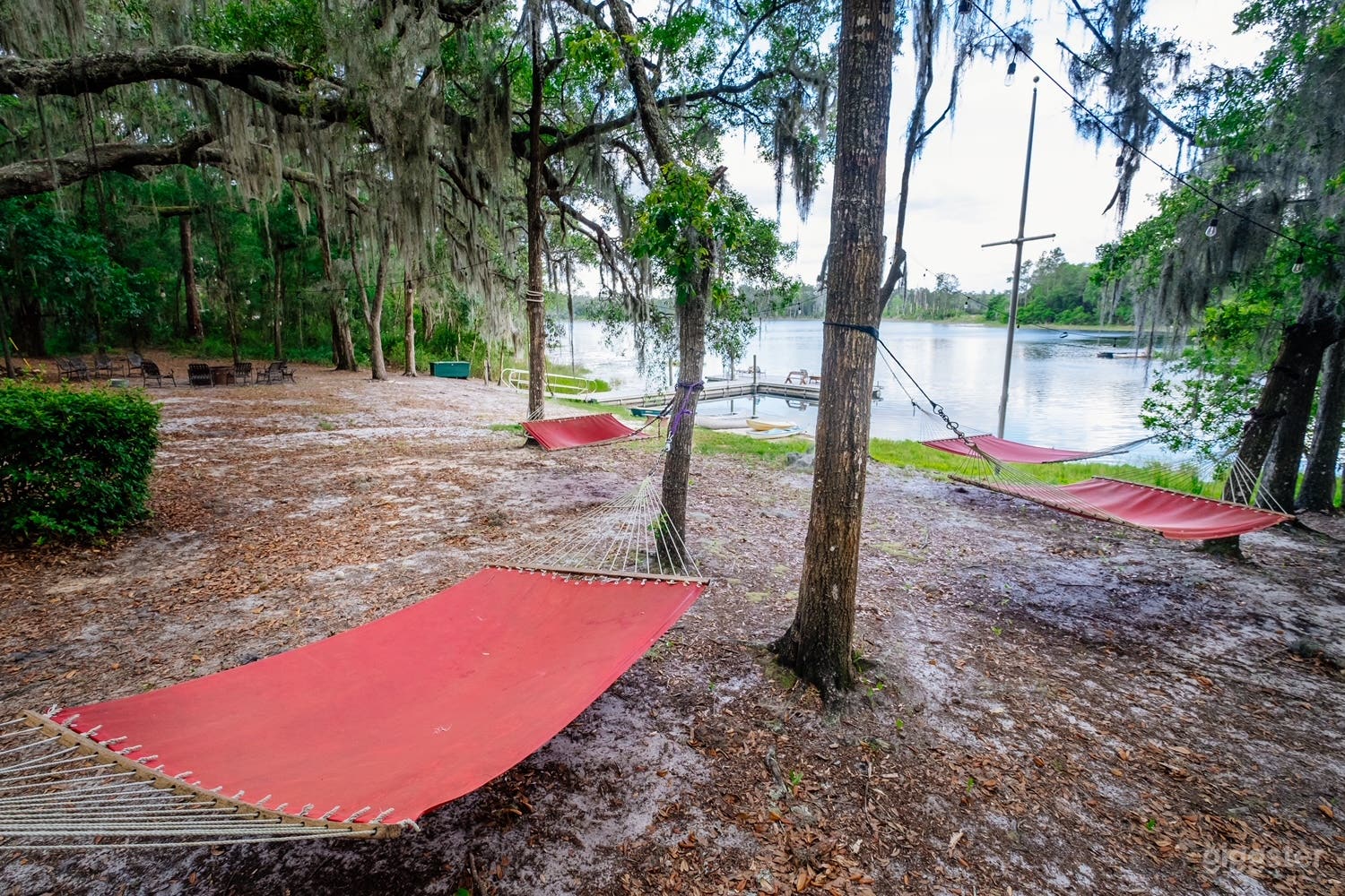 Fun Lakefront Lodging in Interlachen Florida Photo 3