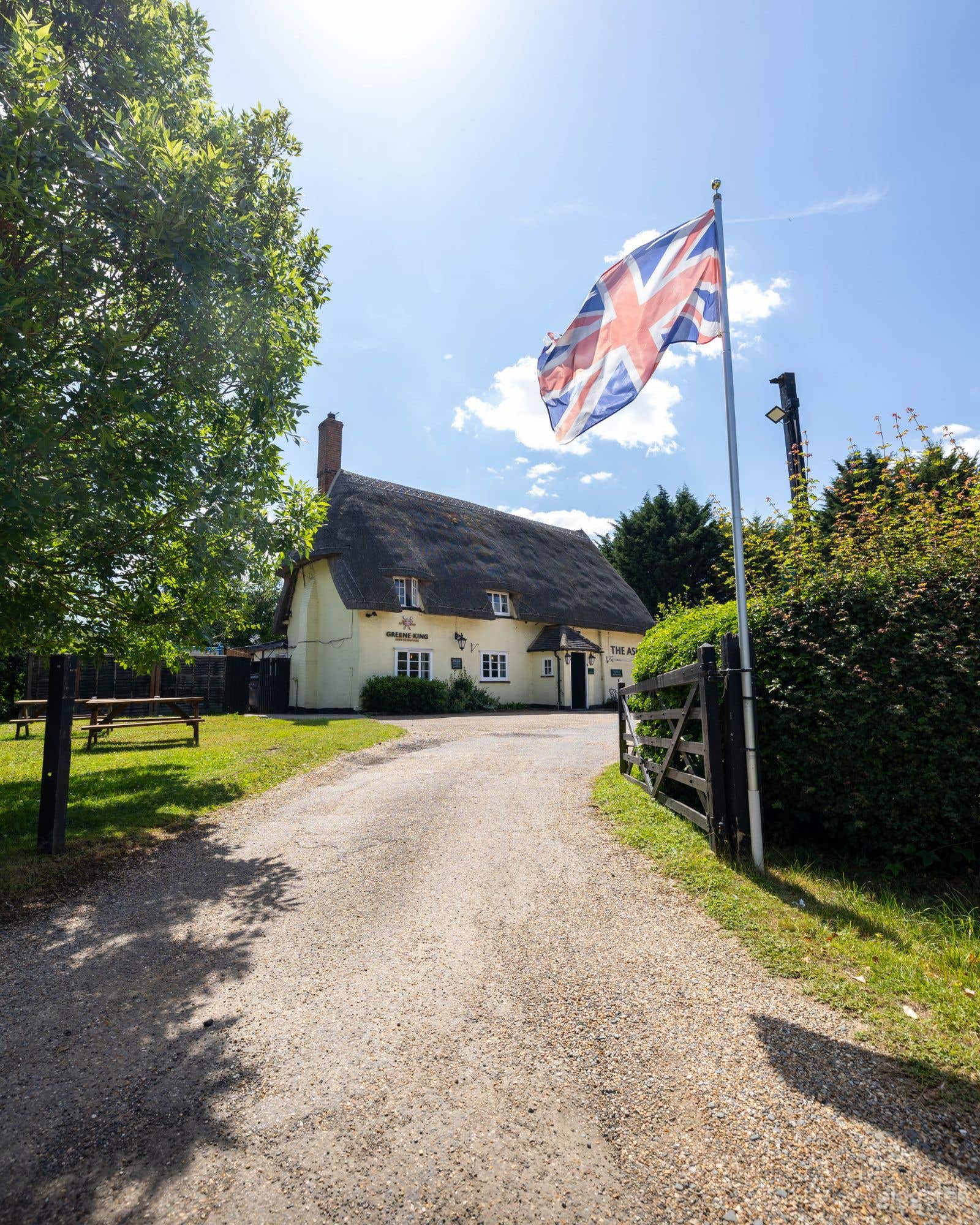 All In One Pub and Restaurant Photo 1