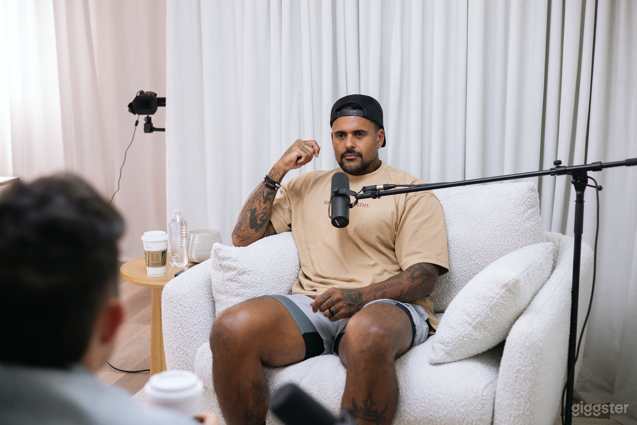 Minimal, Modern, Aesthetic Podcast or Photo Studio Photo 4