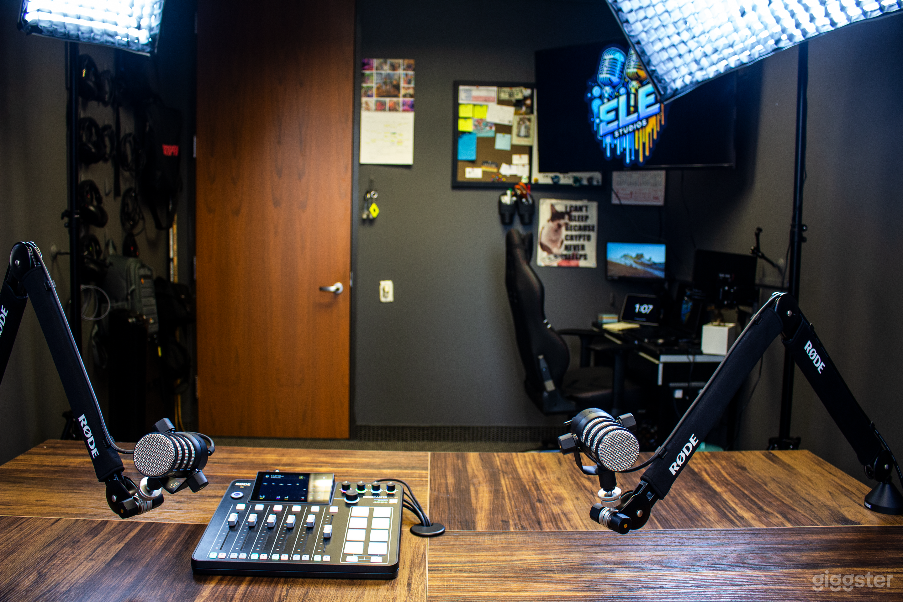 The Skyline Room Photo 4