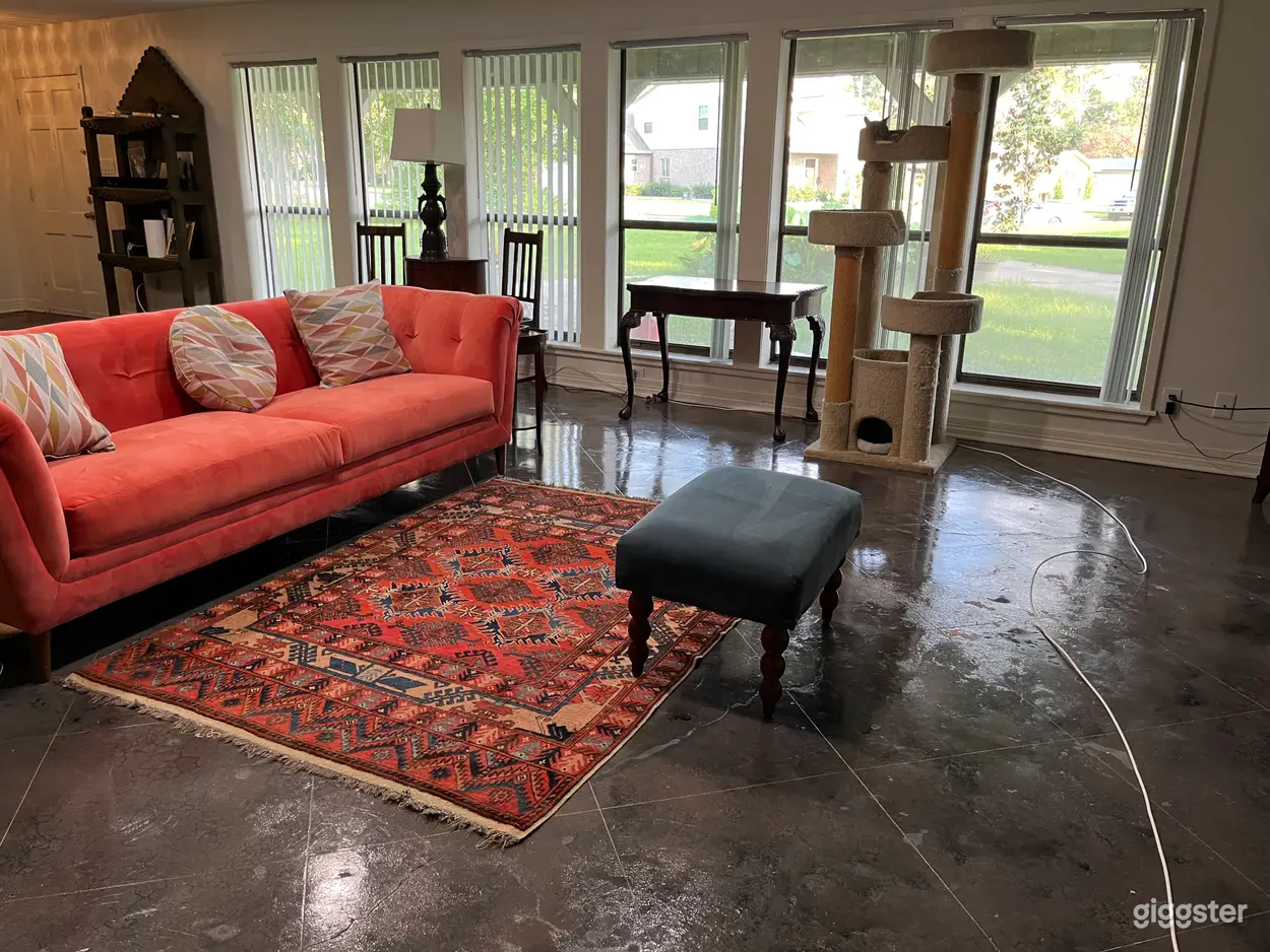 Bright, Stylish Home – Perfect for Shoots (inside) Photo 4