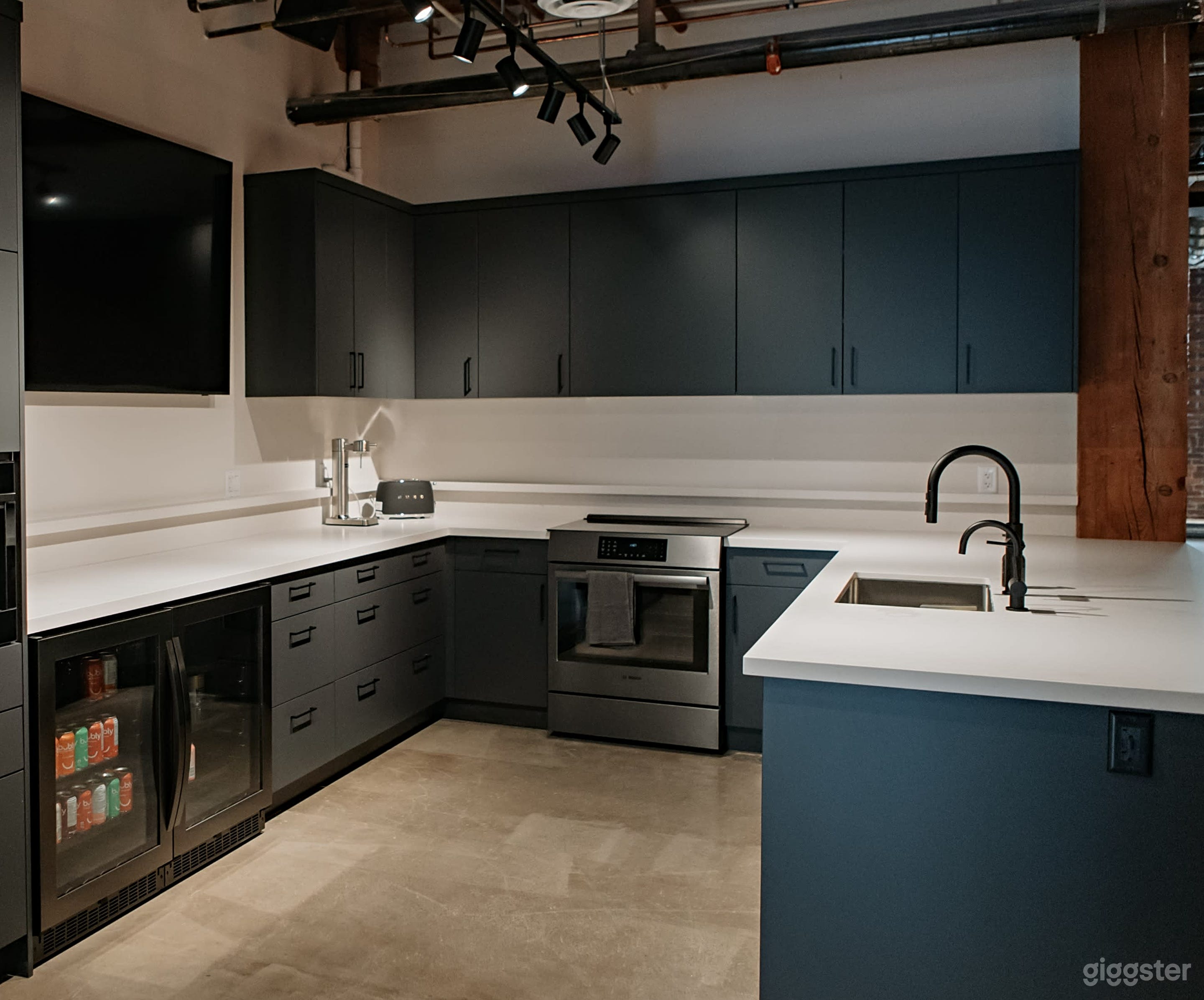 Kitchen available for an additional fee