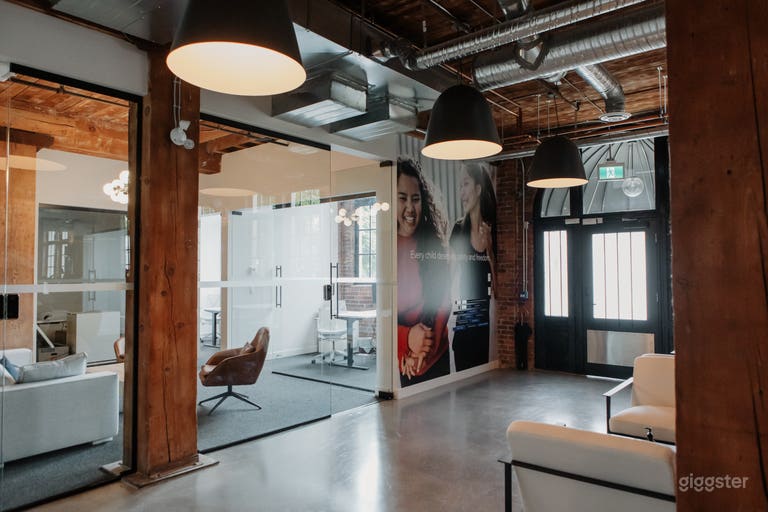  Location de salle de réunion moderne | 12–14 personnes | Vancouver 