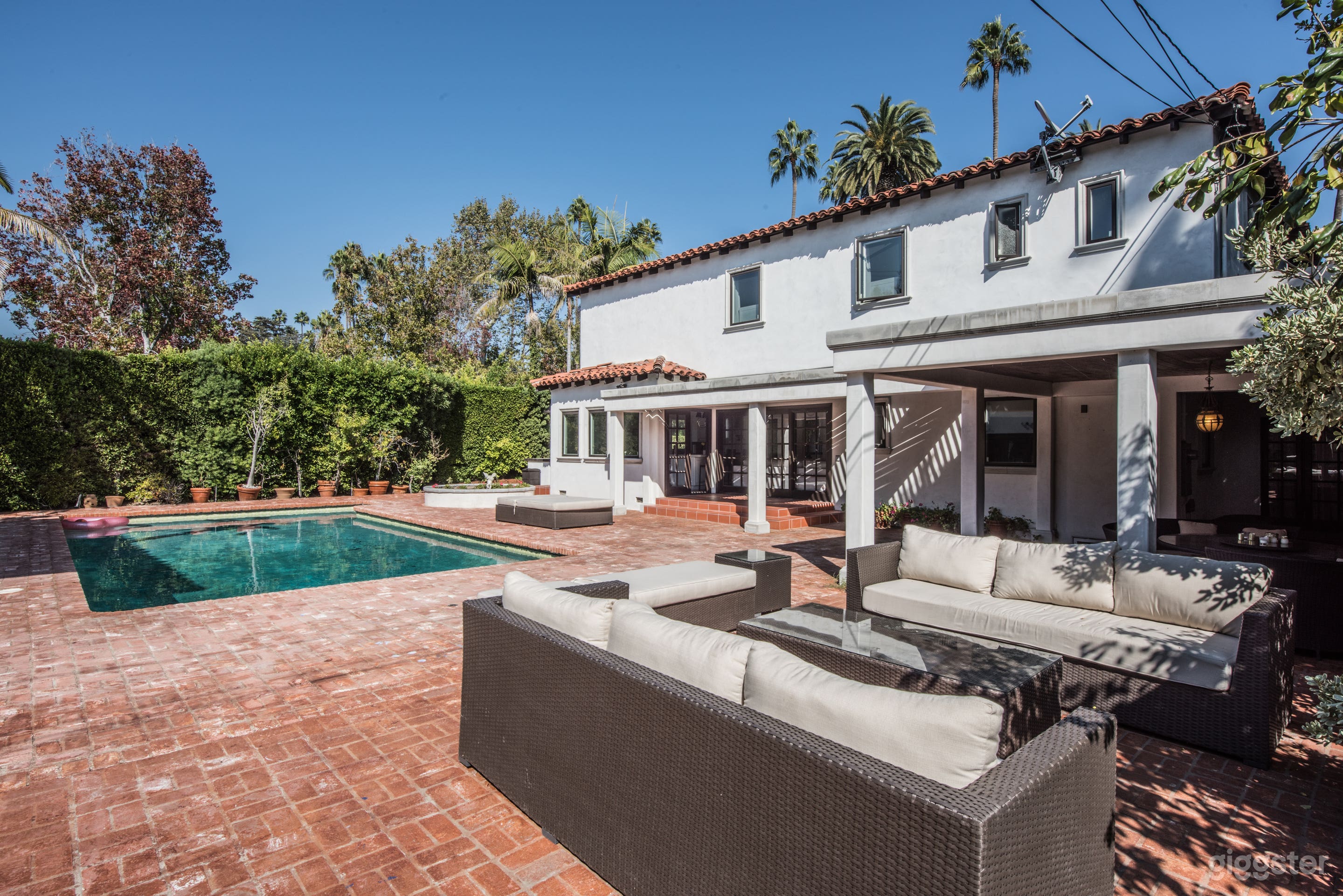 Beverly Spanish Photo 1