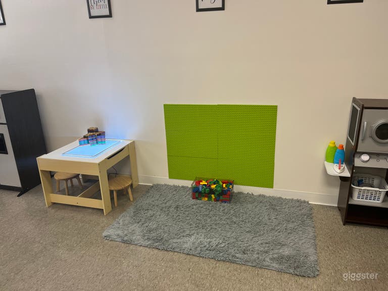  A Cozy, Fun Play Zone for all in Oakland 